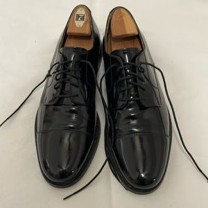 Cole Haan men’s cap toe oxfords 10 D